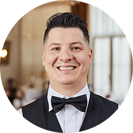 Mitarbeiterbild Tebar Szasz